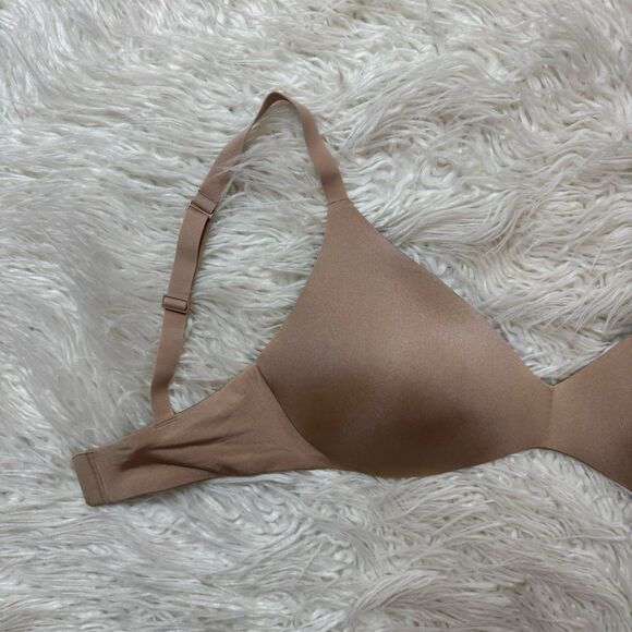 Skims Wireless Form Pushup Plunge Bra Clay Size 34DD - Picture 3 of 7